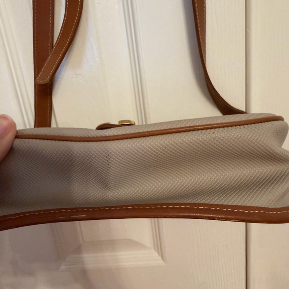 Longchamp Elegant Brown and Cream Crossbody shoulder Bag - Picture 3 of 9